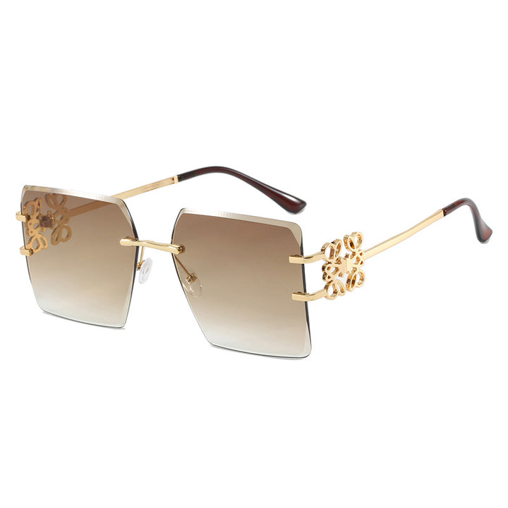 Women's fashionable sunglasses with exceptional design and golden accents Kalsten