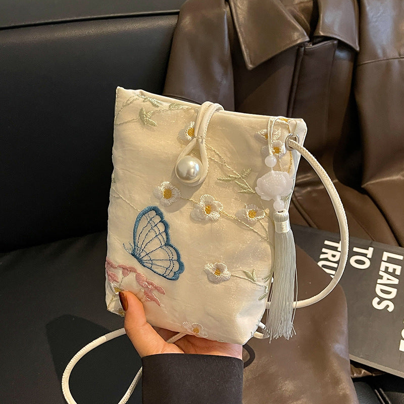 Elegant Embroidered Evening Clutch