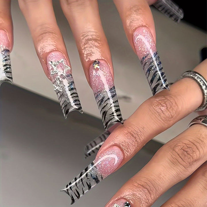 Decorative Press-On Nail Set Kalsten