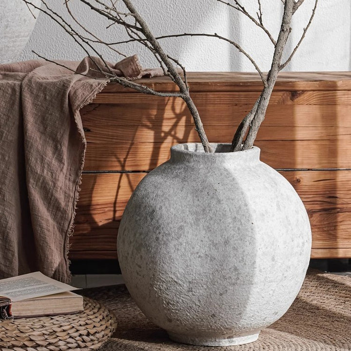 Artisanal Ceramic Vase Kalsten