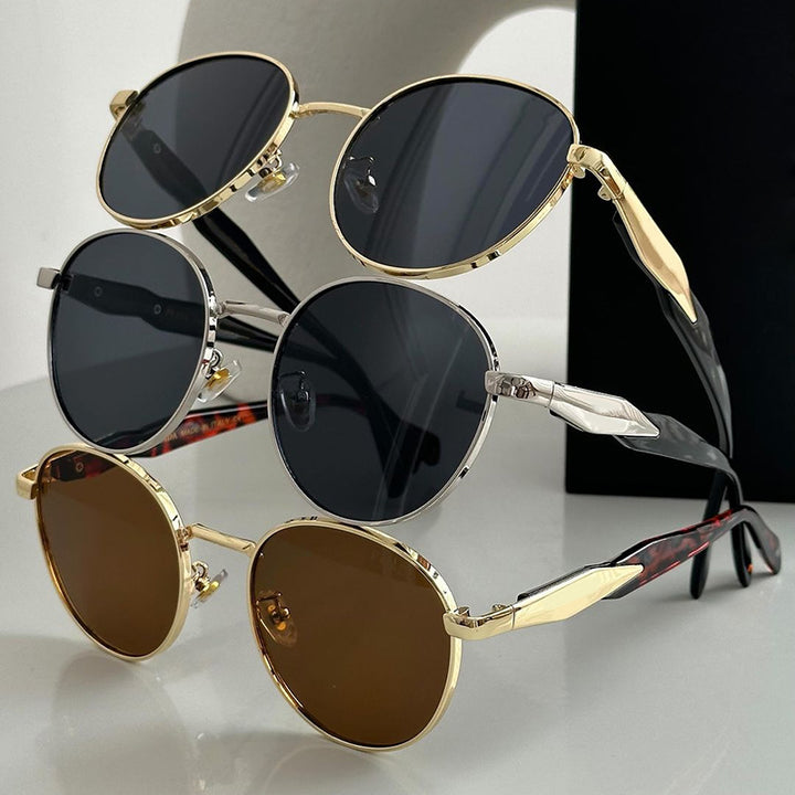 Women's round sunglasses with elegant golden frame and UV protection Kalsten