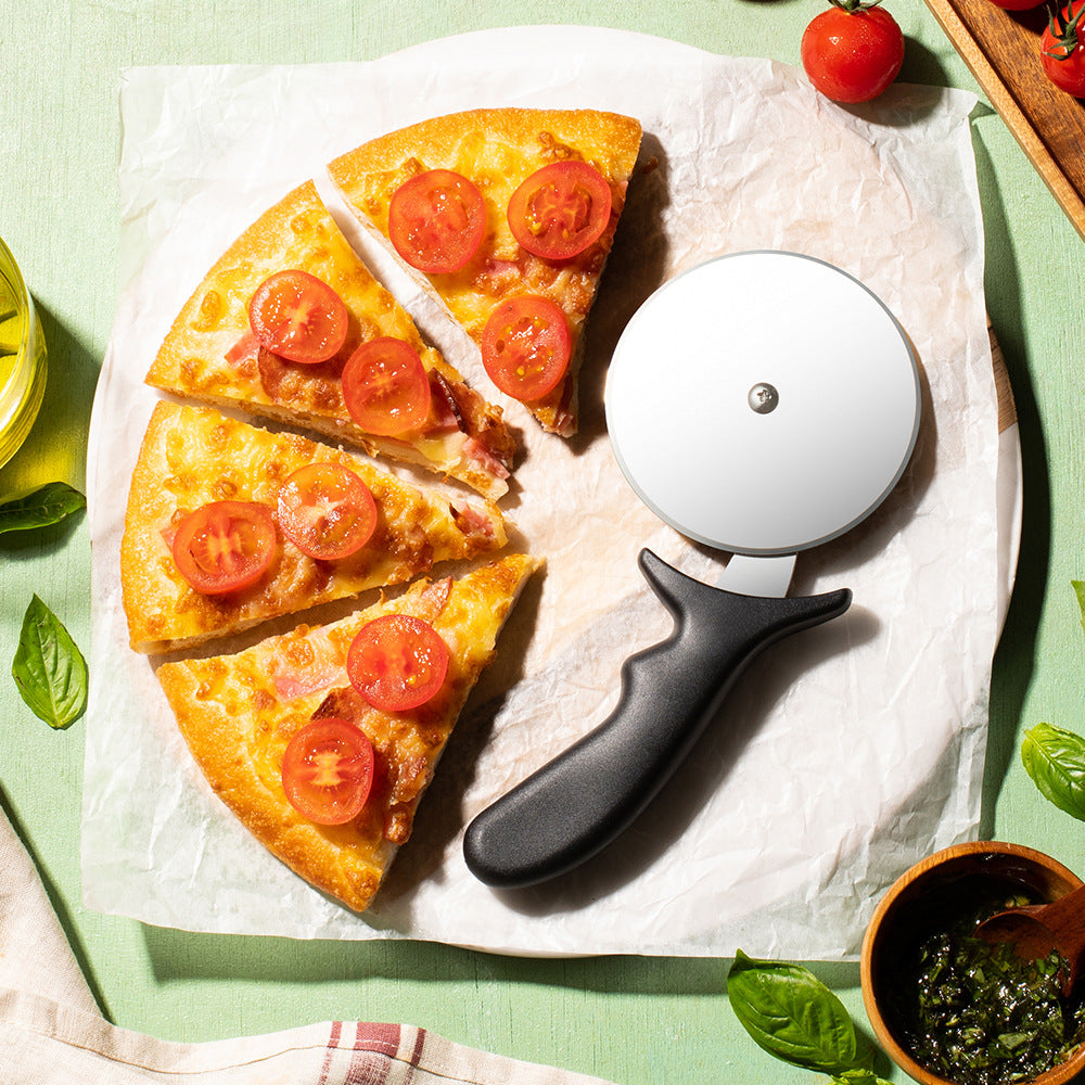 Ergonomic Pizza Cutter Made of Stainless Steel Kalsten