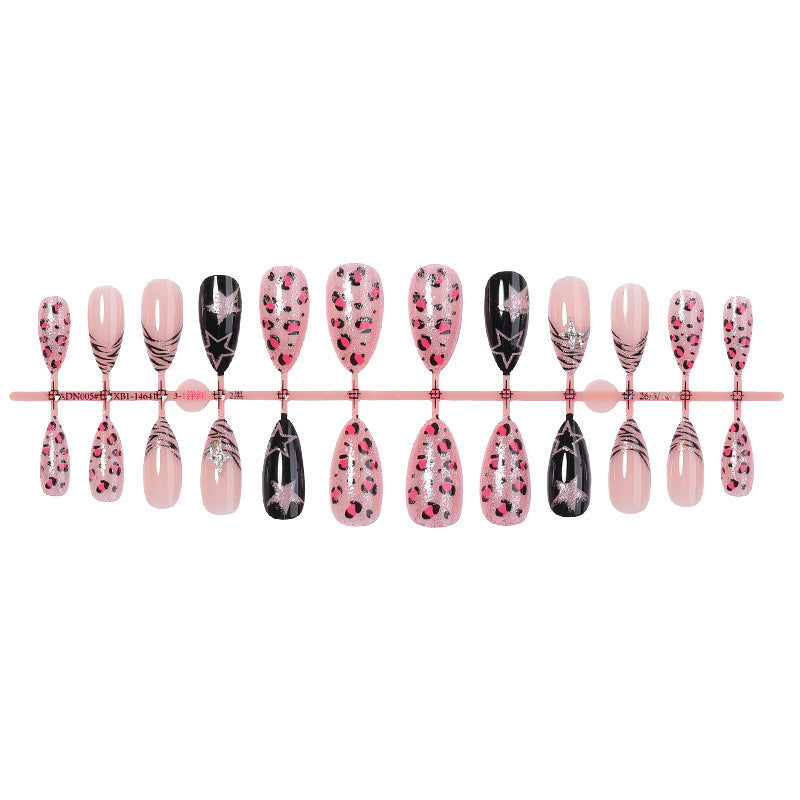 Creative nail art set with leopard and glitter accents Kalsten