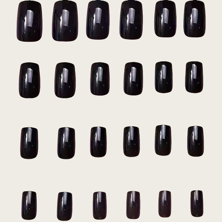 Artificial Nail Set in Shimmering Black Width Kalsten