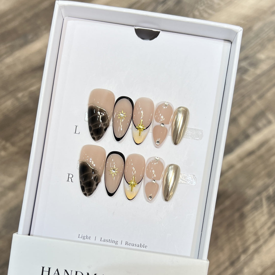 Reusable Stiletto Nail Art Set with Star and Gold Accents Kalsten