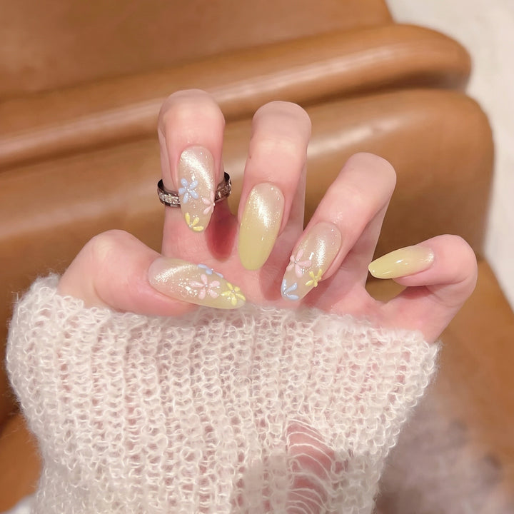 Stylish Press-On Nail Set with Floral Design Kalsten