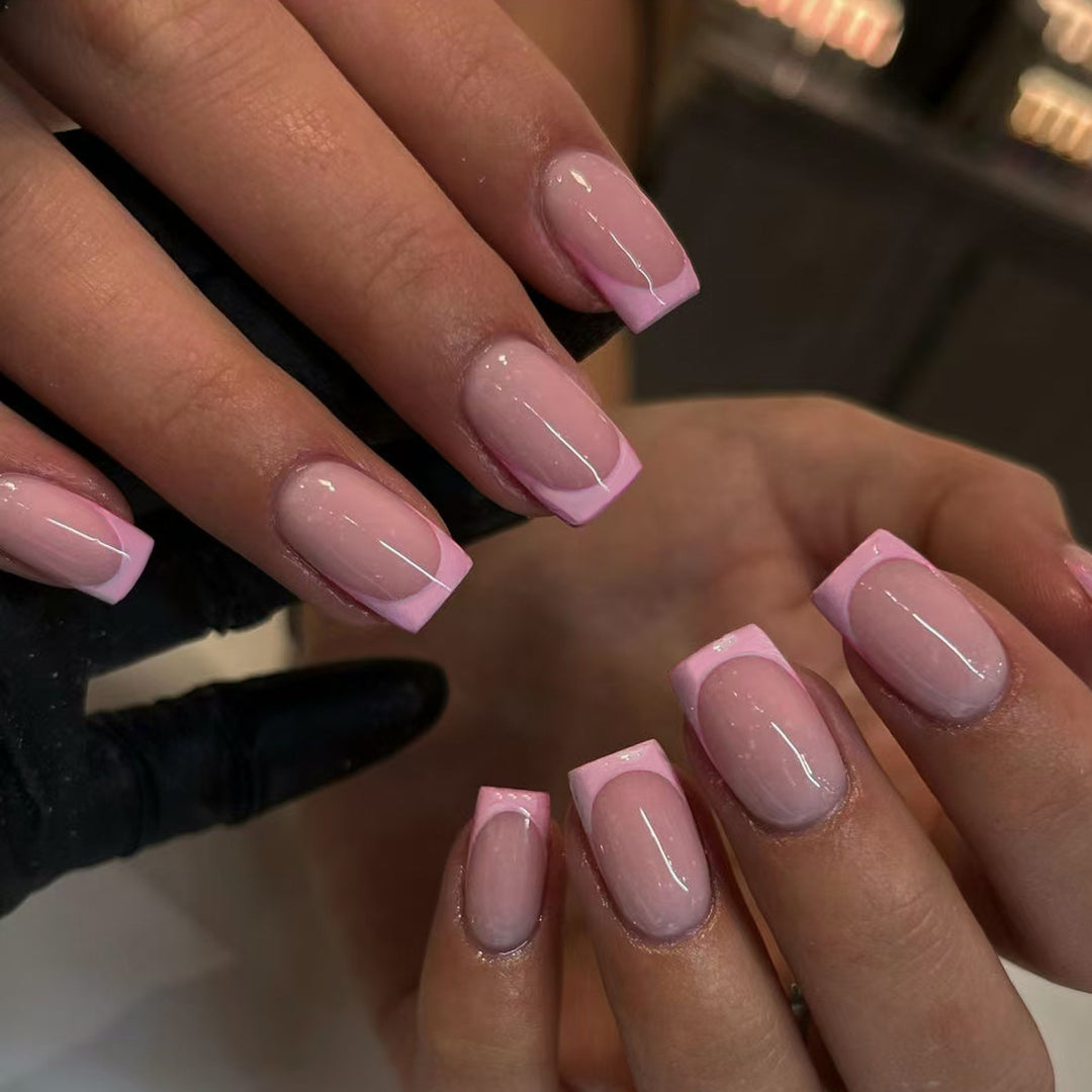 Artful fingernails with luxurious design Kalsten