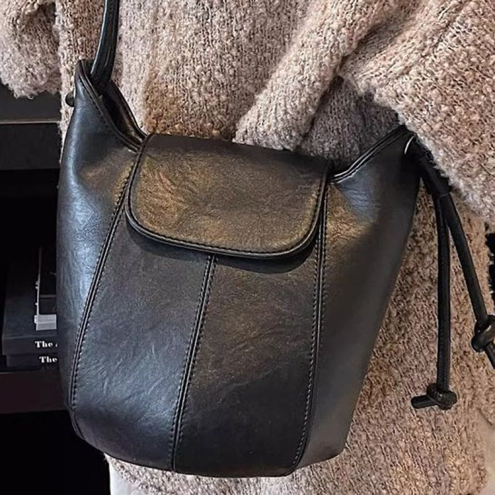 Vintage-Inspired Leather Drawstring Bucket Bag Kalsten