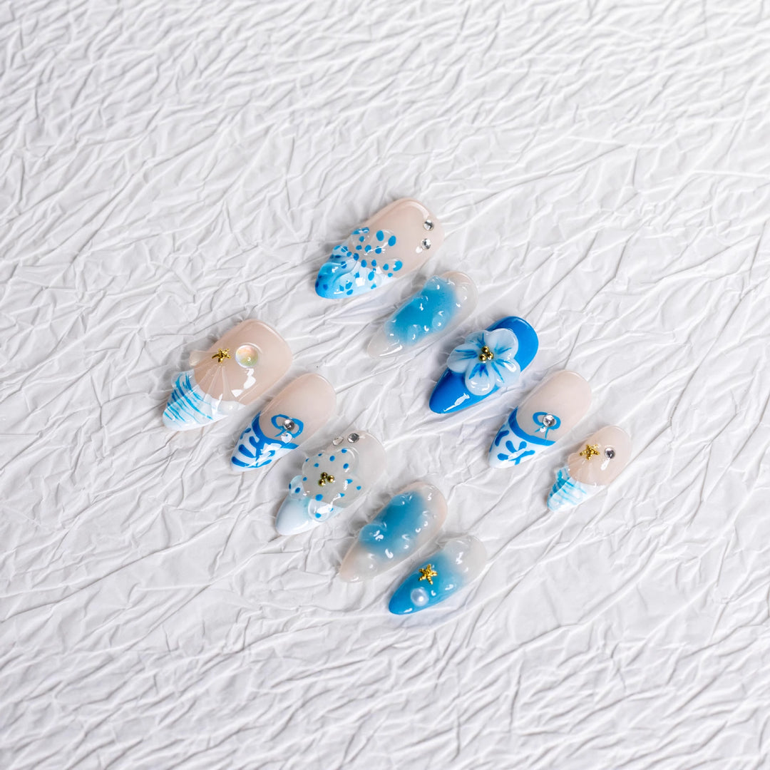 Artistic Floral Decorative Press-On Nail Set