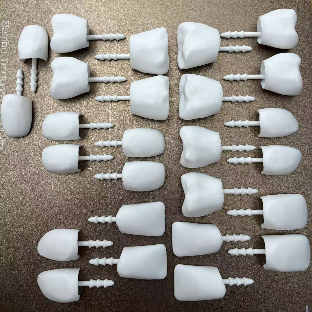 Plastic safety noses with mounting pins for plush toy and crafting projects