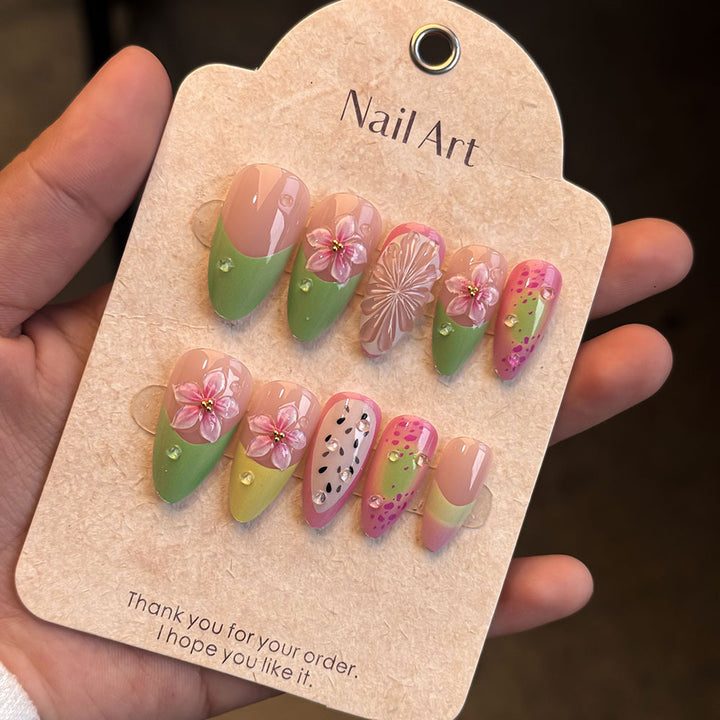 Artistic Floral-Patterned Press-On Nail Set Kalsten
