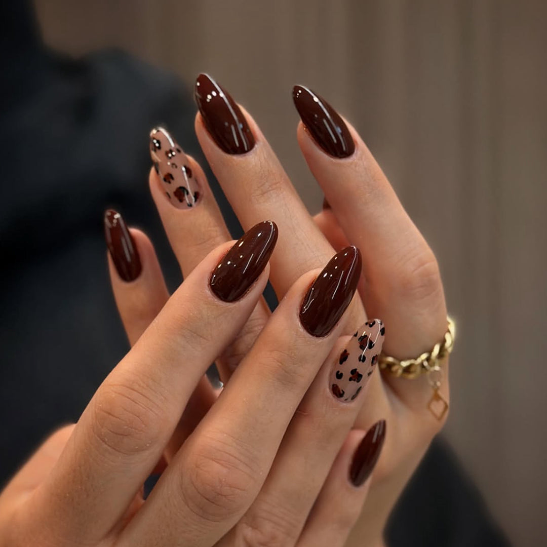 Artful Nail Extensions with Elegant Animal Design Kalsten