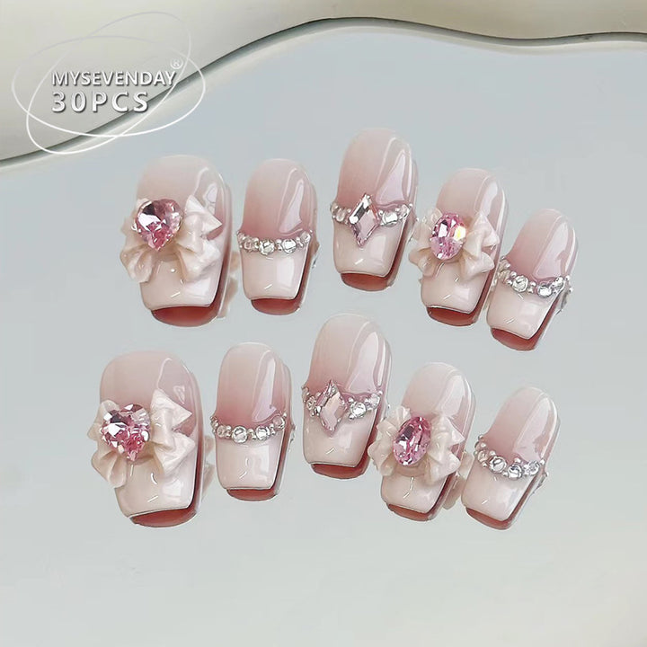 Glamorous Press-On Nail Set with Rhinestone and Glossy Finish Kalsten