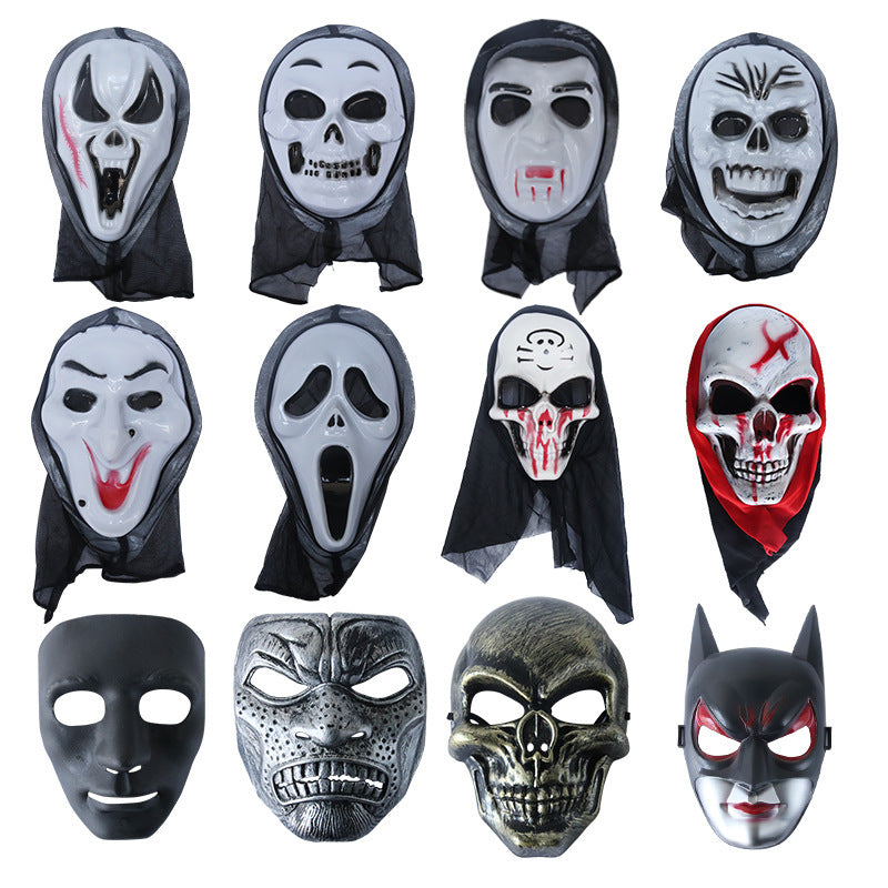 Skull-Themed Halloween Mask Kalsten