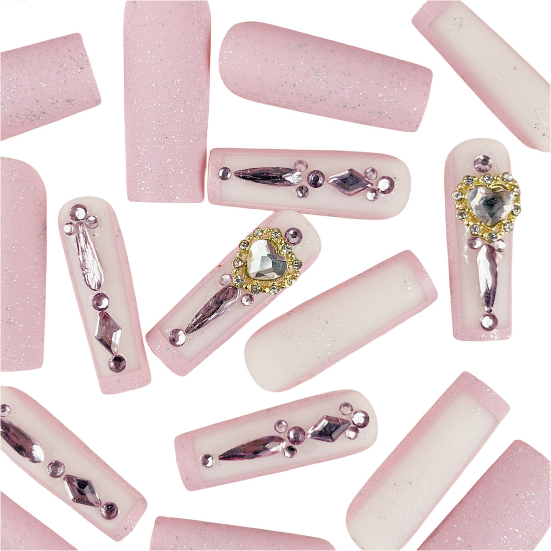 Glamorous Rhinestone-Embellished Nail Extensions Kalsten