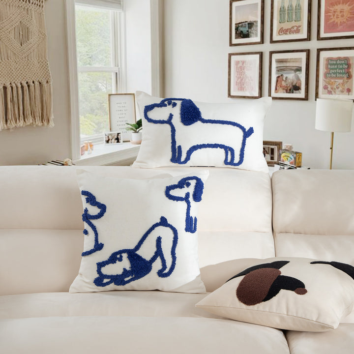 Rectangular decorative lumbar pillow with hand-tufted dog motif made of cotton blend Kalsten