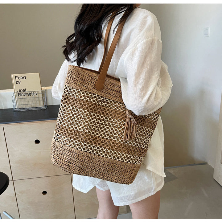 Rich-featured Bastbag Kalsten
