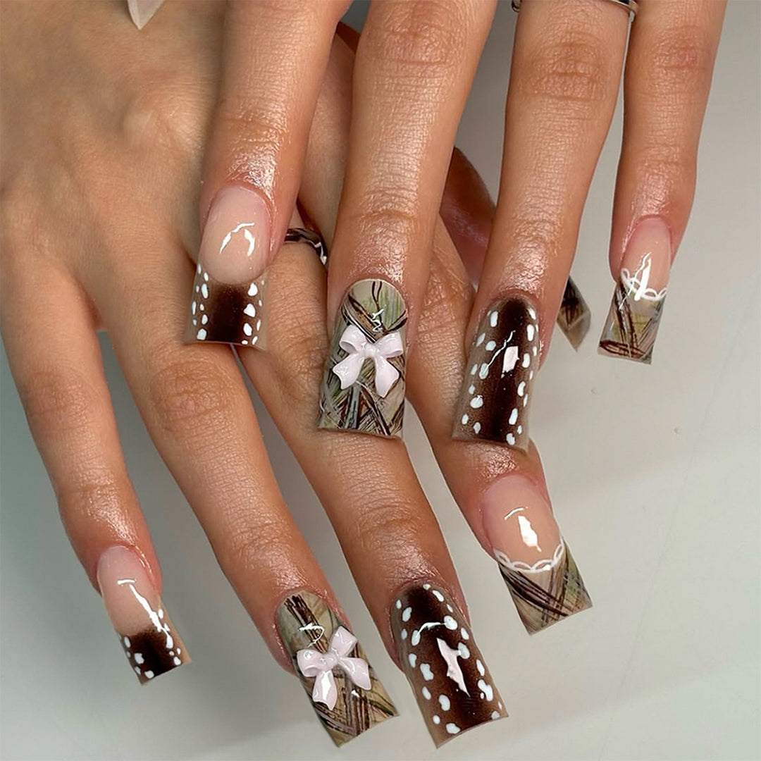 Artificial nails with elegant bow and pattern design Kalsten