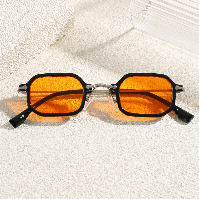 Fashionable Oversized Sunglasses in Modern Design Kalsten