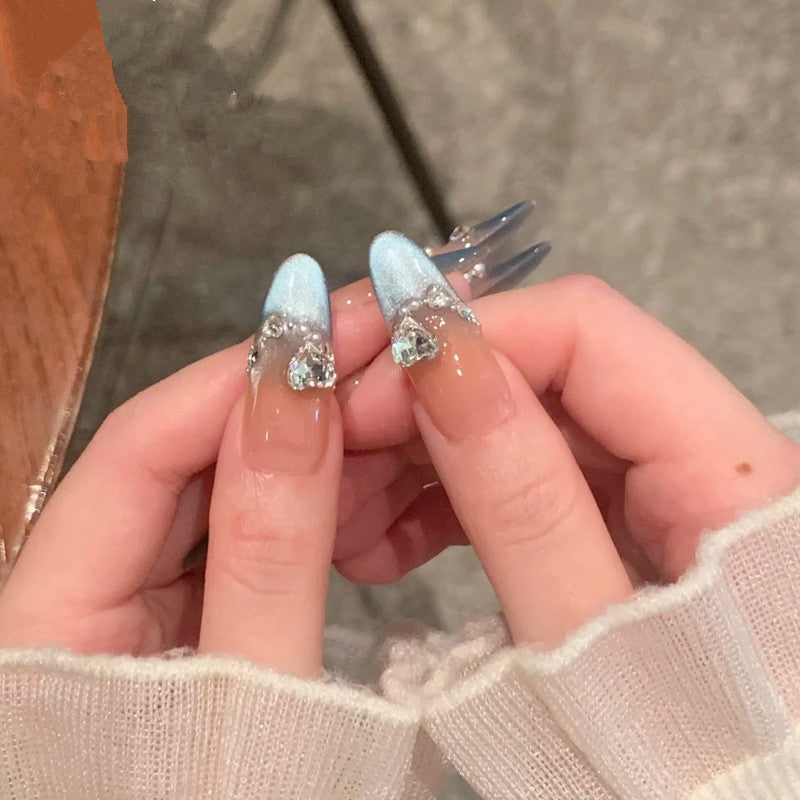 Artificial Nails in Stylish Ombre Design Kalsten