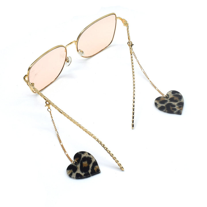 Heart-Shaped Dangle Earrings with Golden Chain Kalsten