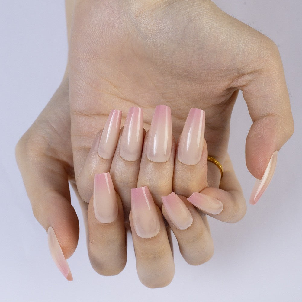 High-gloss artificial nails with rose effect Kalsten