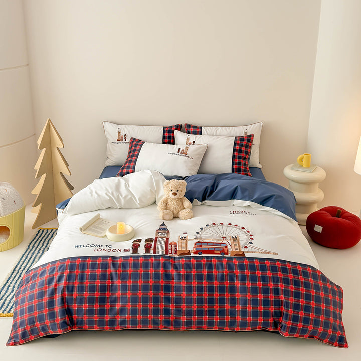Bedding set in London motif made of cotton satin with check patchwork and embroidered skyline icons Kalsten