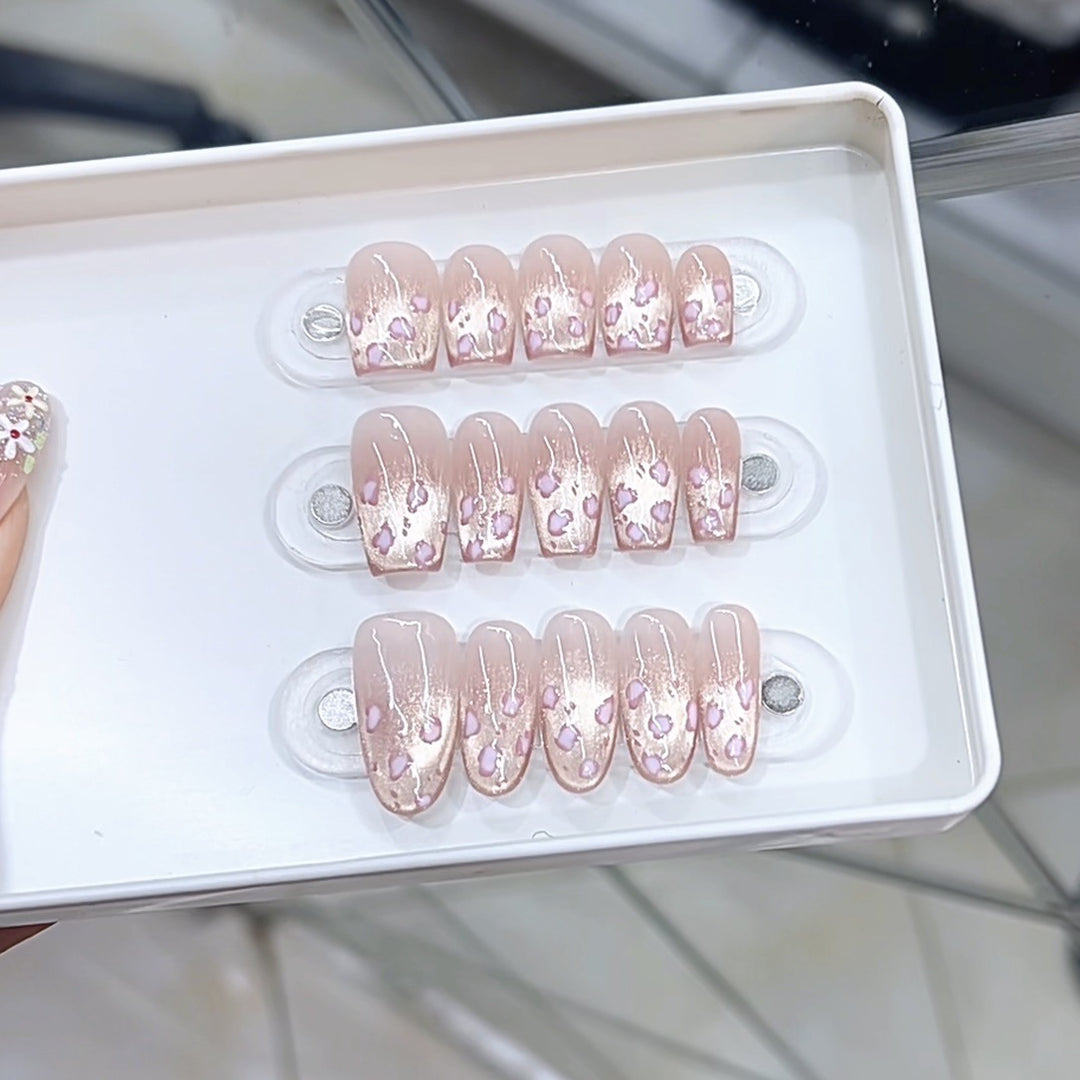 Luxury Detailed Press-On Nail Set Kalsten