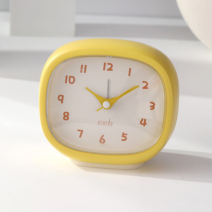 Table Clock in Modern Retro Design Kalsten