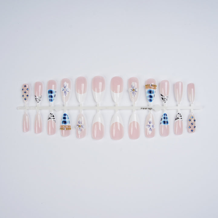 Premium Self-Adhesive Art Nails Kalsten