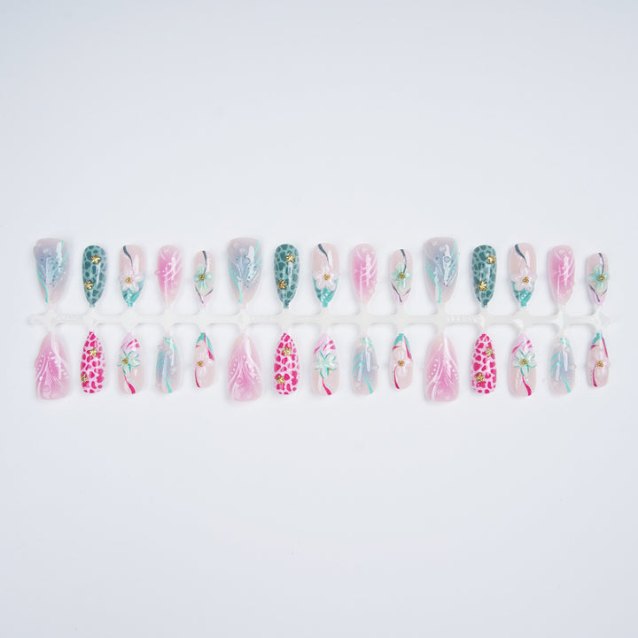 Artistic Nail Designs Kalsten