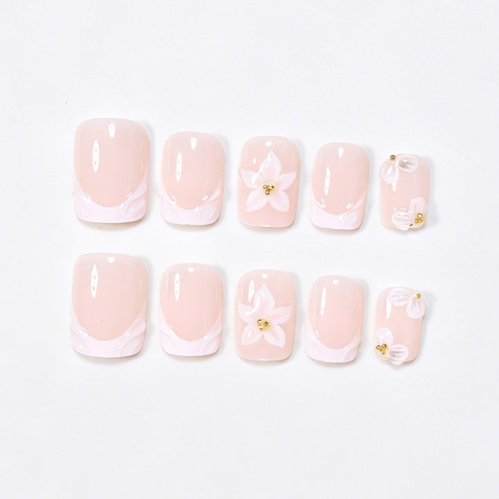 Elegant Floral Nail Extensions Kalsten