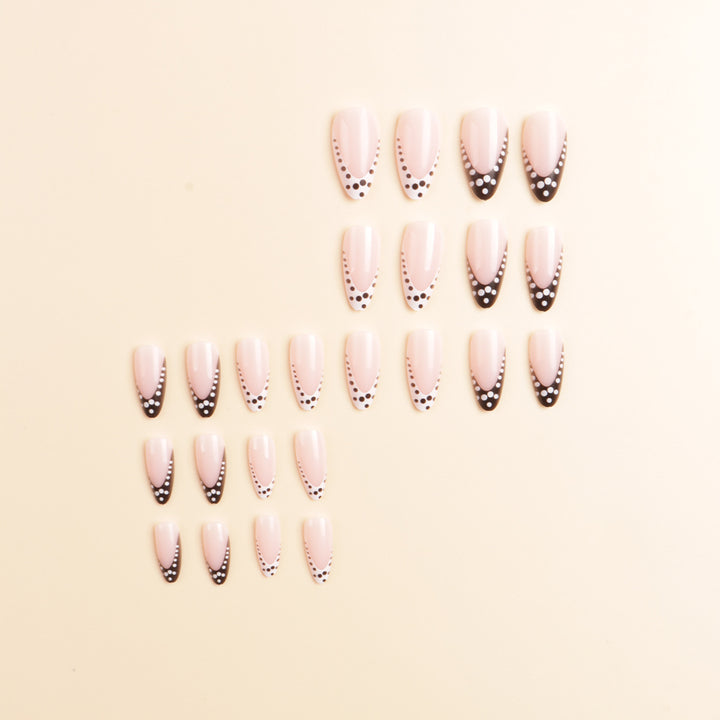 Elegant Artistic Nail Extensions Kalsten