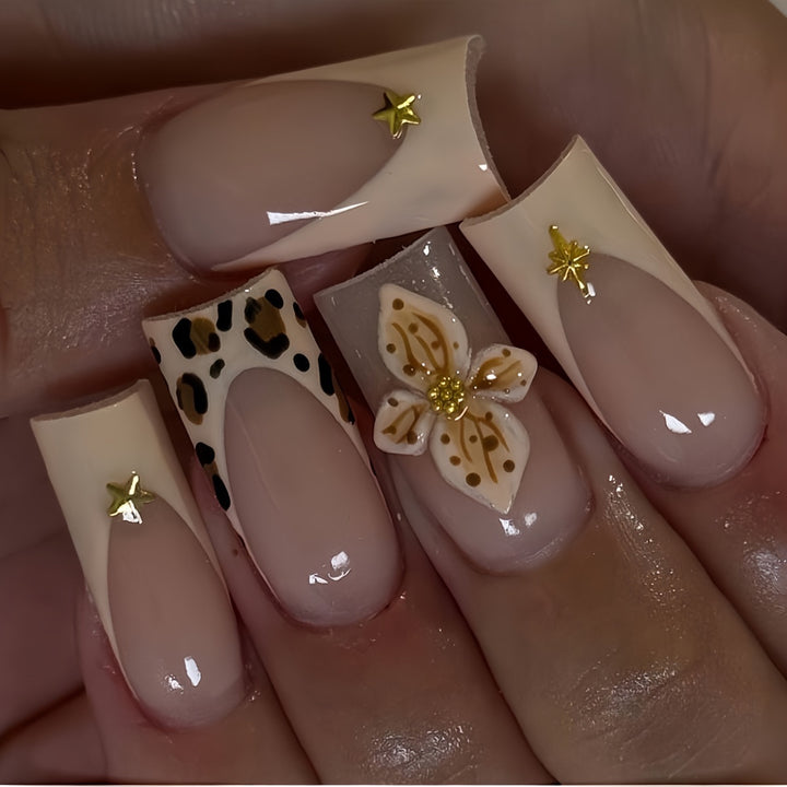 Artistic Floral and Animal Print Press-On Nail Art Kalsten