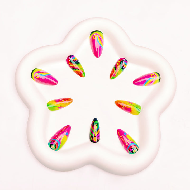Creative artificial nails with neon pattern Kalsten
