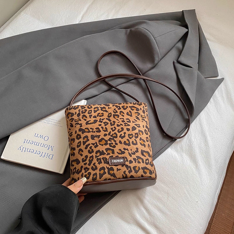 Fashionable Animal Print Crossbody Bag Kalsten