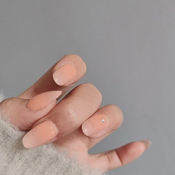 Elegant Almond-Shaped Press-On Nail Extensions Kalsten