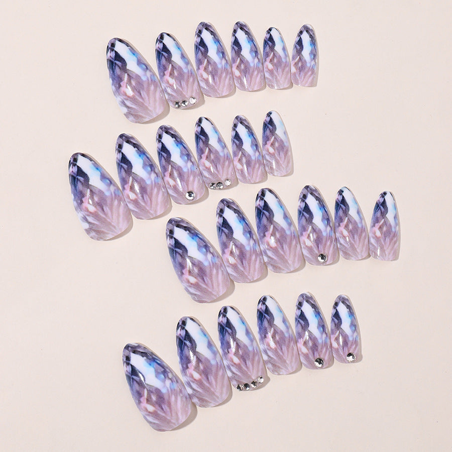 Stylish artificial nail set with glittering ombre effect Kalsten
