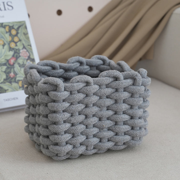 Storage basket with braided design Kalsten