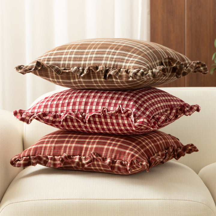 Square decorative cushion cover with ruffles and Vichy check Kalsten