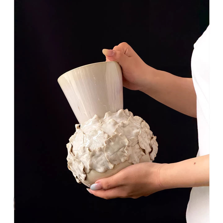 Decorative Flowered Sensitive Ceramic Vase