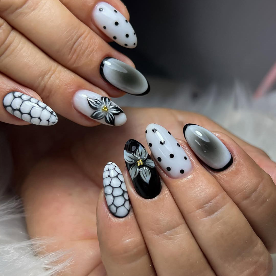 Artistic Acrylic Nail Art Kalsten
