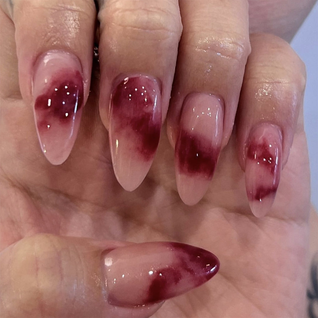 Artistic stiletto nails with glamorous gradient Kalsten