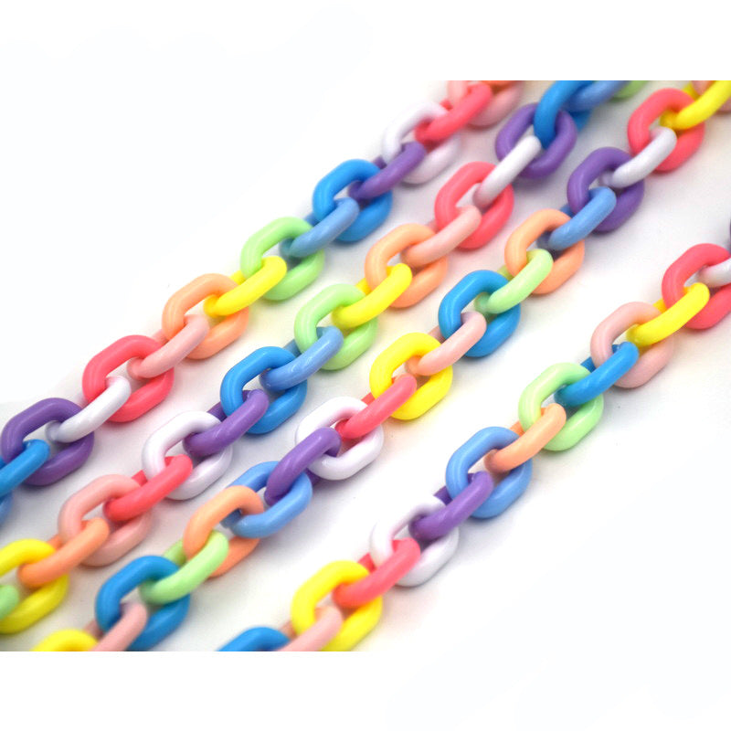 Stylish Acrylic Chain Kalsten