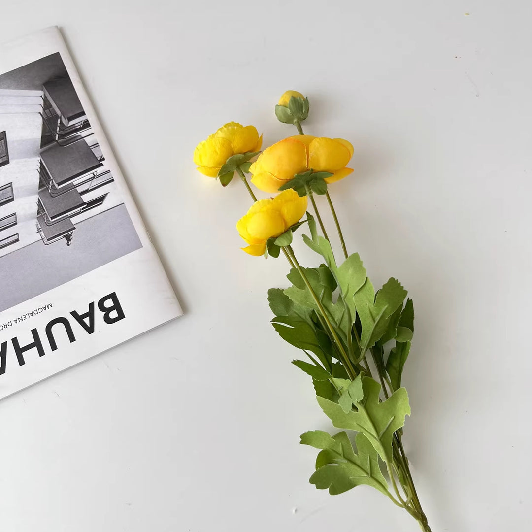 Lifelike Artificial Ranunculus Stem