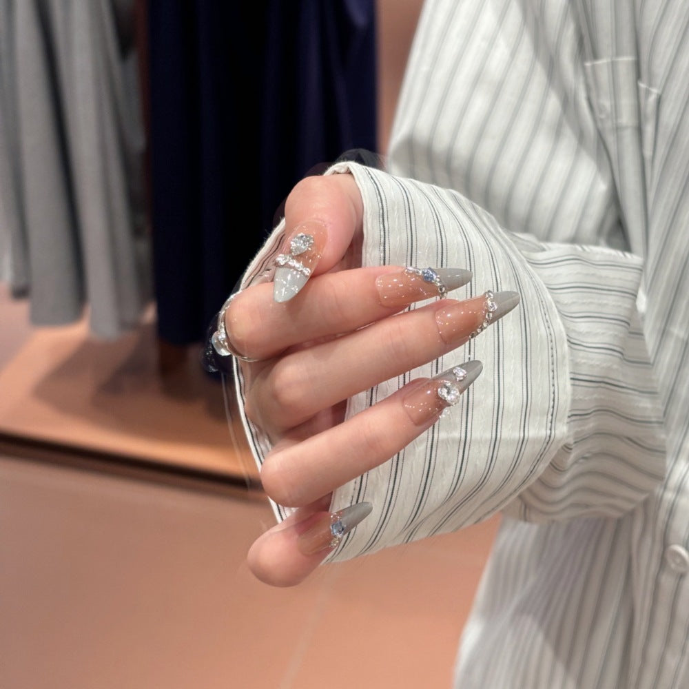 Glamorous Rhinestone-Embellished Press-On Nails Kalsten