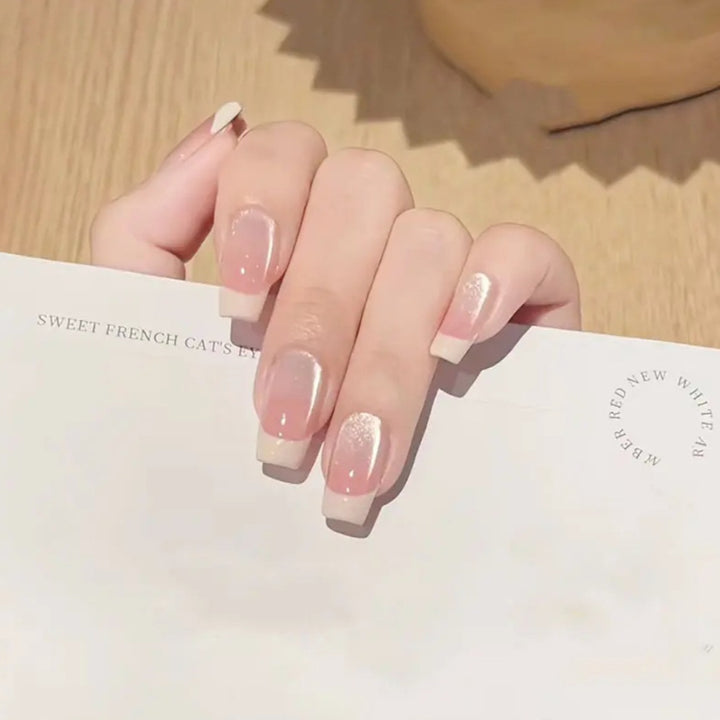 Artificial nails with elegant French tip design Kalsten
