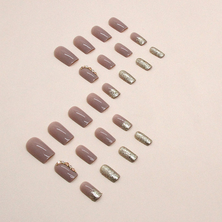 Glamorous Glitter and Crystal Nail Art Tips Kalsten