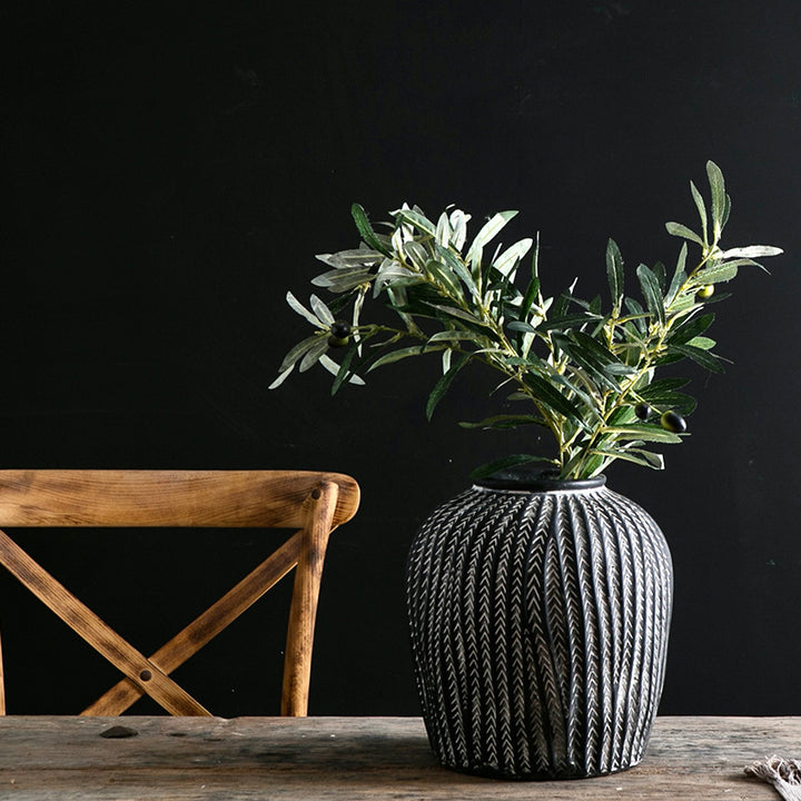 Stylish ceramic vase Kalsten