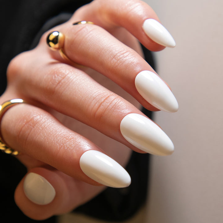 elegant Stiletto nails in high gloss finish Kalsten